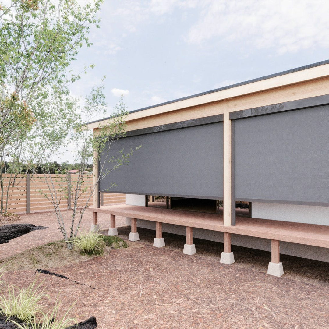 Wire-Guided Outdoor Screen ZT18C — product showcase photo